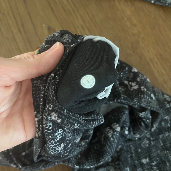 Lululemon Matching Align Short Flow Y bra set - Picture 3 of 4